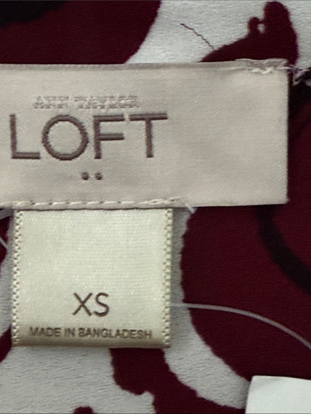LOFT Women’s Burgundy Floral Button-Up Blouse, Size XS - Picture 7 of 9